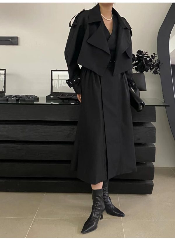 d8186976-5f8c-4f8f-975c-434348902390 Elegant Temperament Hundreds Of Sleeveless Dresses Plus Trench Coat Set
